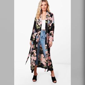 Boohoo floral kimono